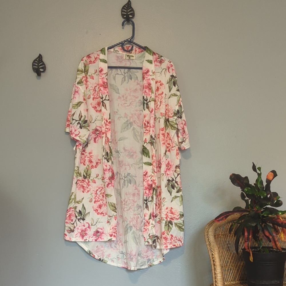 Show Me Your Mumu Floral Peony Cover Up Or Short Sleeve Robe Pink And White O/S